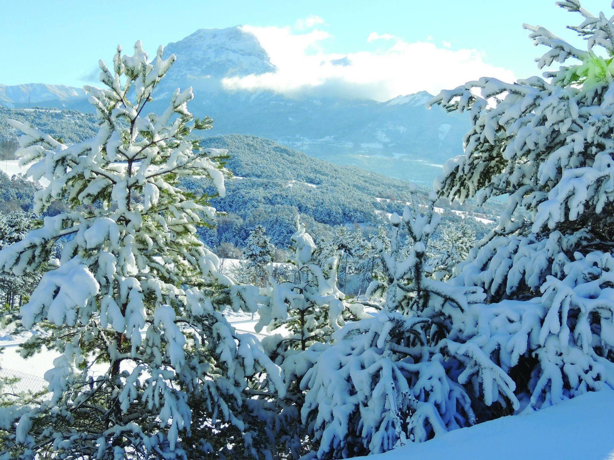 Club Vacances Bleues Les Horizons Du Lac Шорж Екстериор снимка